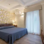 Hotel Titano