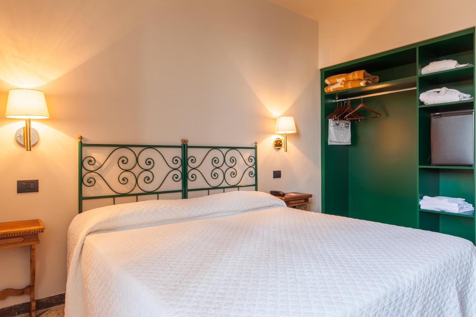 Titano Hotel 4*