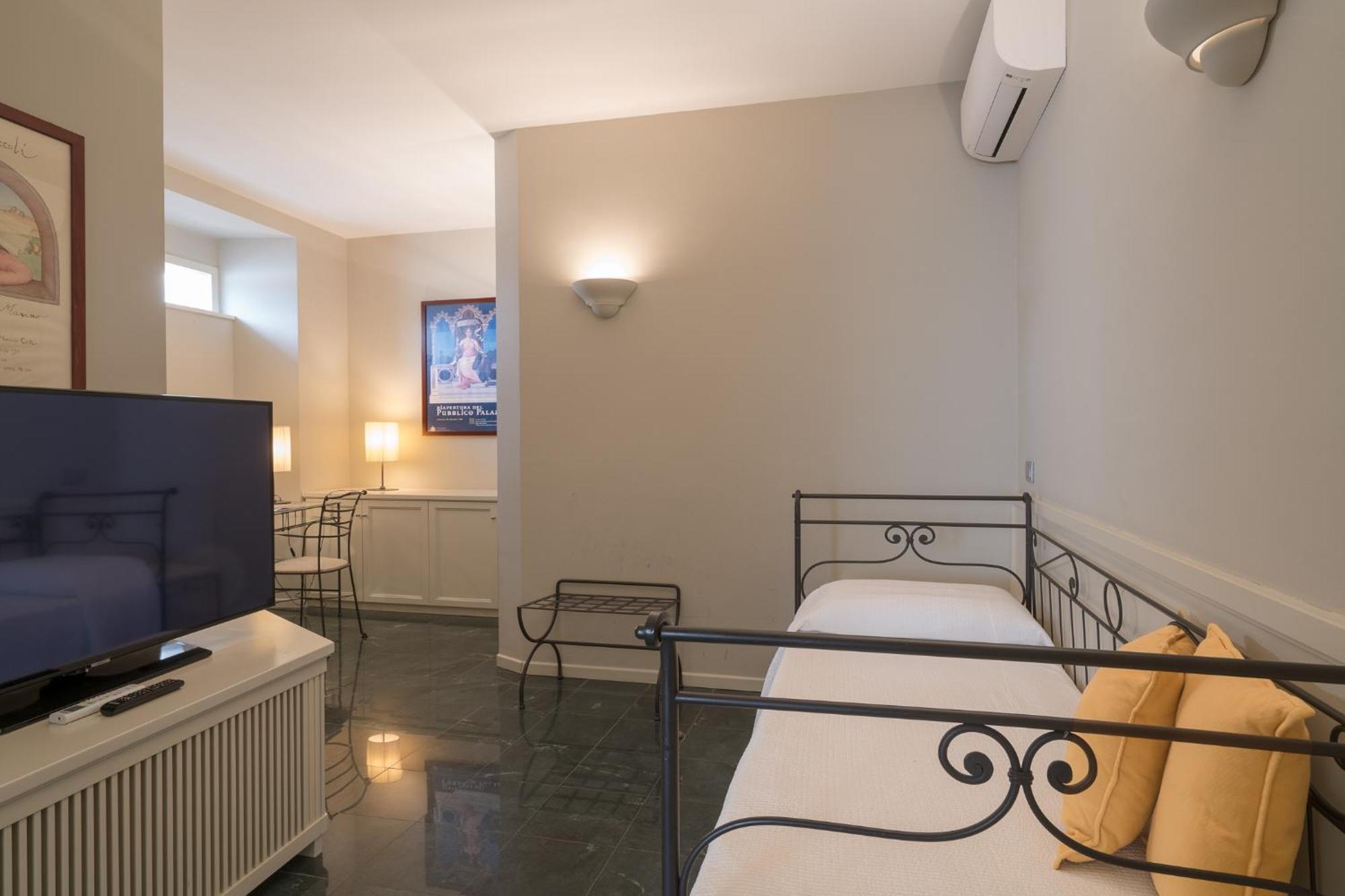 Hotel Titano